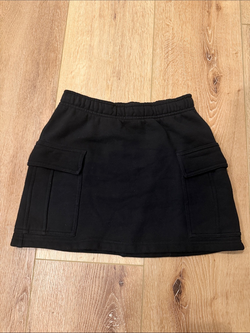 Aritzia | Black Mini Skirt | Cargo Pockets | Sweatfleece | Mega Fit | size 2XS